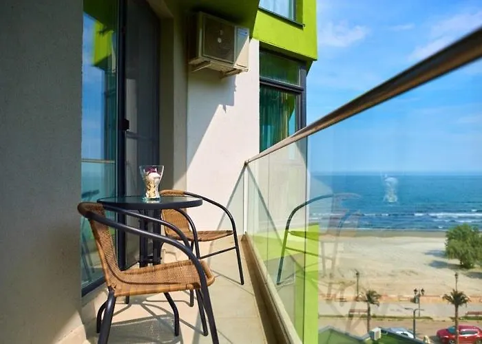 Alezzi Seaside 1 Apartament *