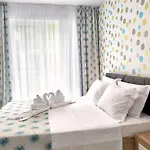 Apartment Alezzi Seaside 1 Navodari